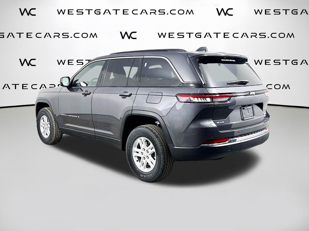 New 2025 Jeep Grand Cherokee LAREDO 4X4 Sport Utility