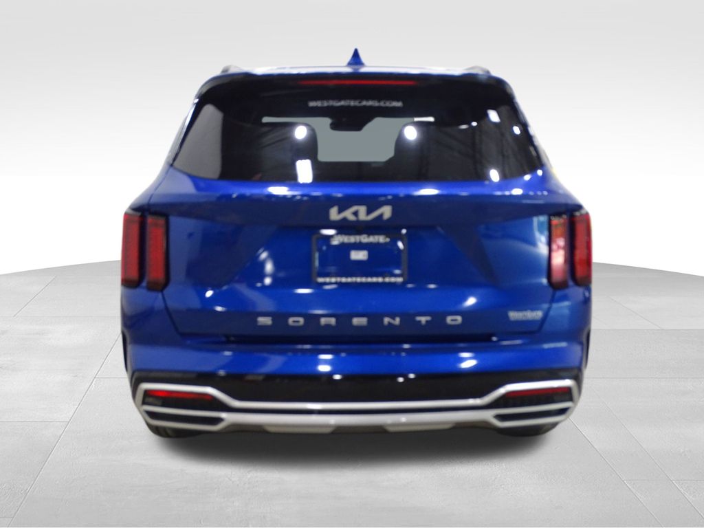 2022 Kia Sorento EX photo 4