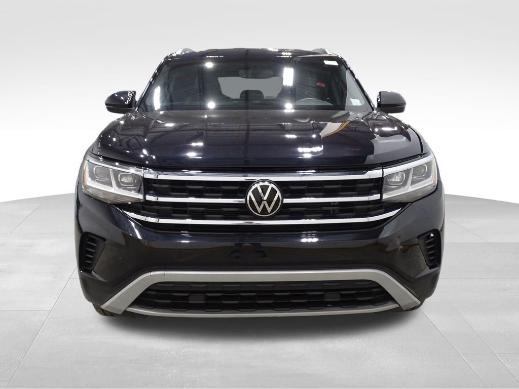 2023 Volkswagen Atlas Cross Sport SE photo 2