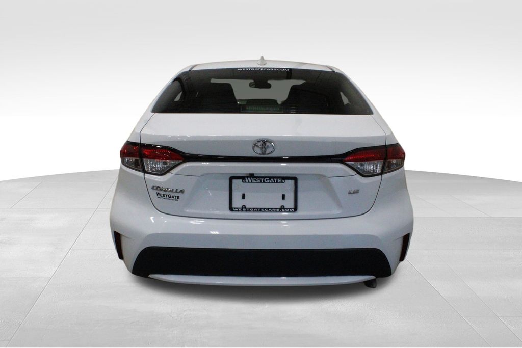 2020 Toyota Corolla LE photo 4