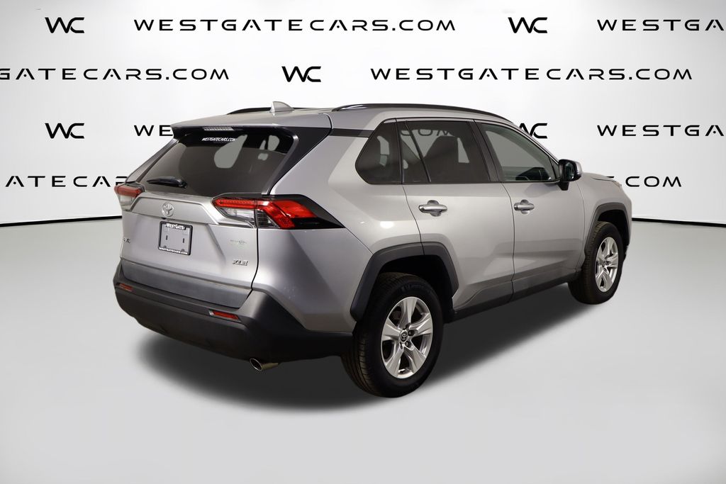 2021 Toyota RAV4 XLE - Photo 47