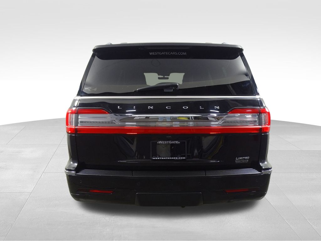2020 Lincoln Navigator L Reserve photo 4
