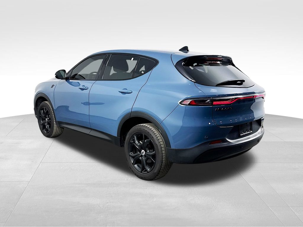 2024 Dodge Hornet GT photo 4