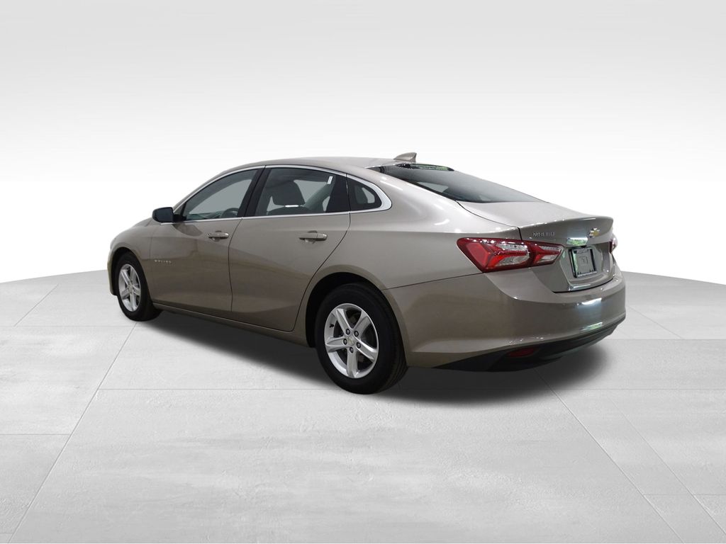 2022 Chevrolet Malibu 1LT photo 3