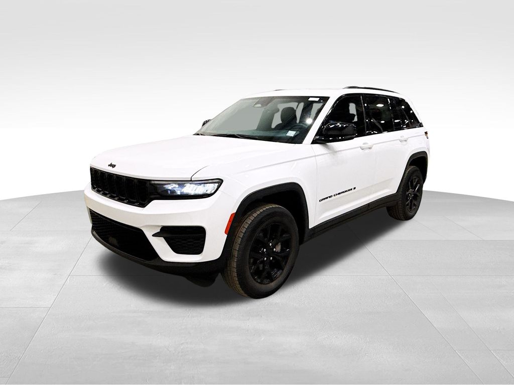 2024 Jeep Grand Cherokee Altitude X photo 2