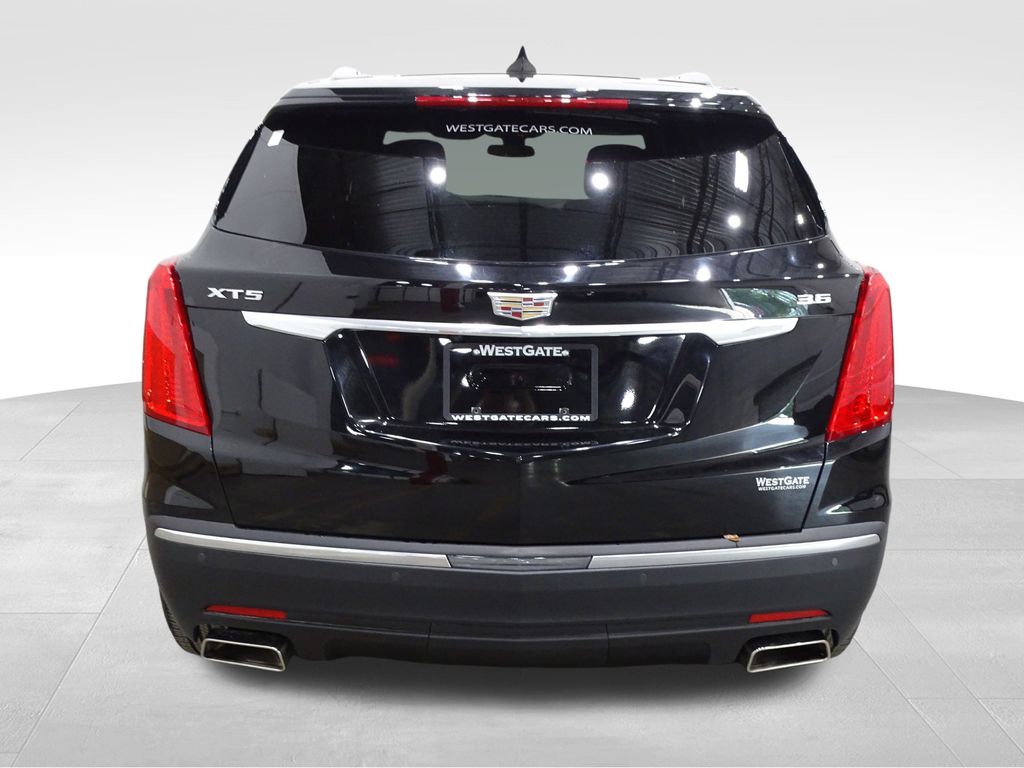 2018 Cadillac XT5 Luxury photo 4