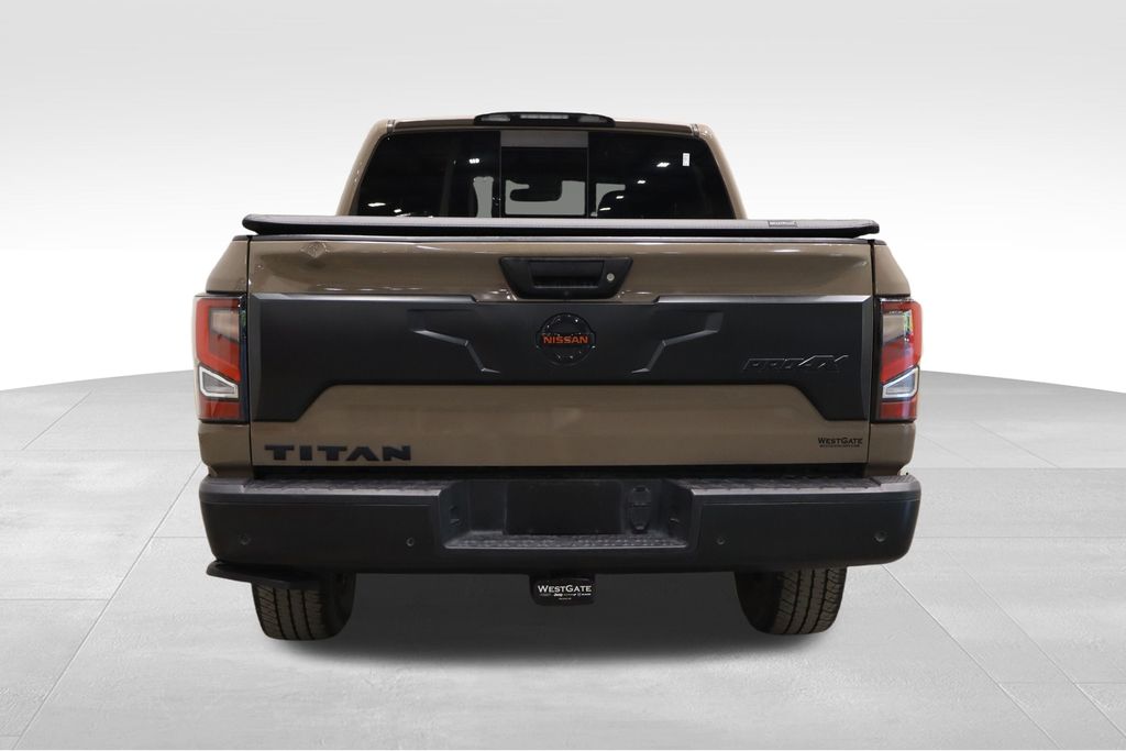2021 Nissan Titan PRO-4X photo 4
