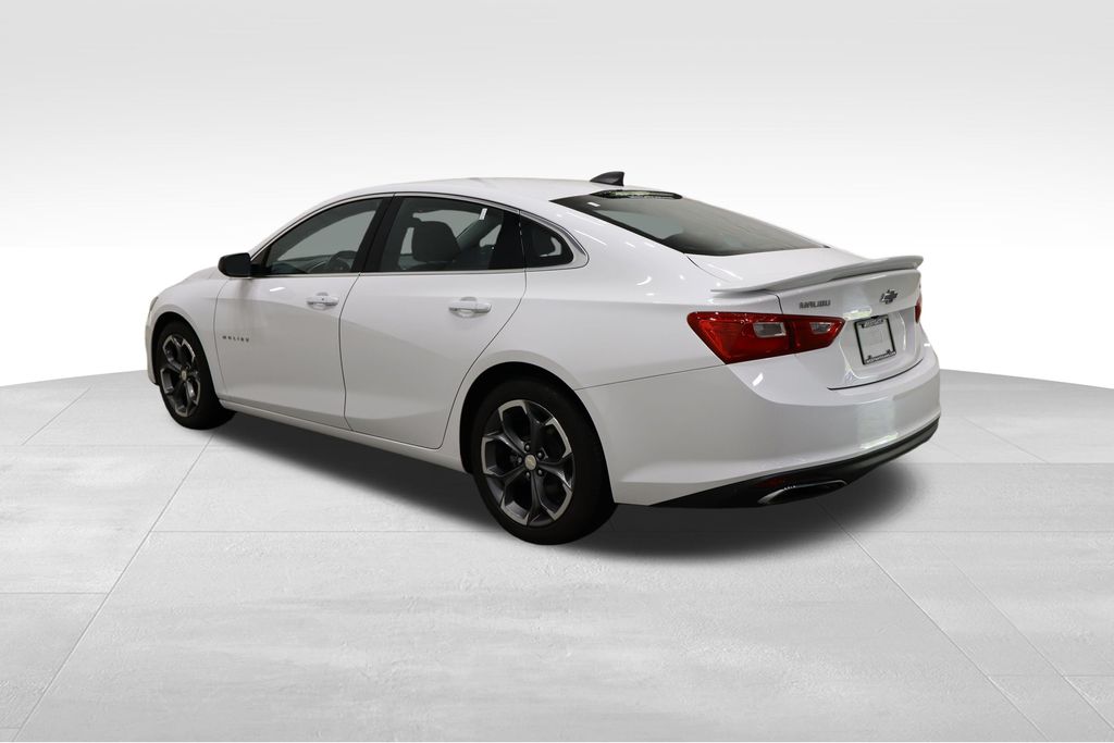 2019 Chevrolet Malibu RS photo 3