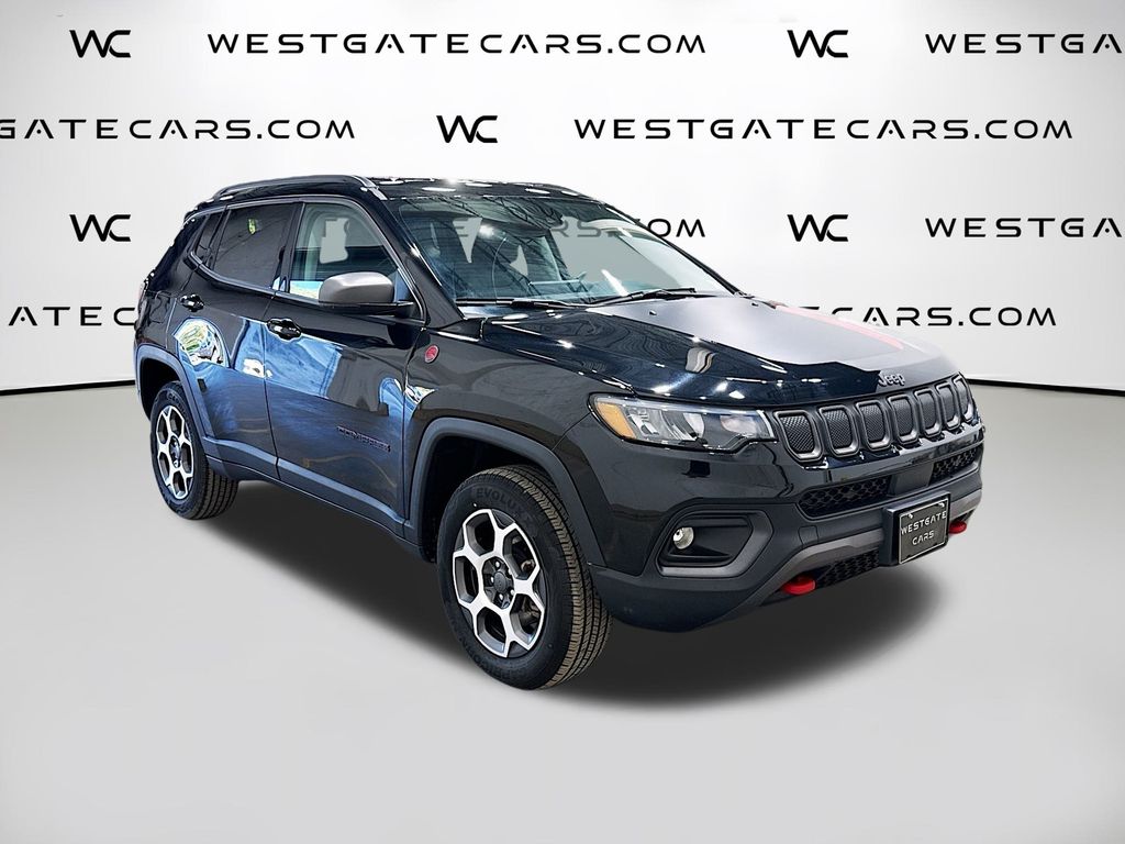 2022 Jeep Compass Trailhawk's photo