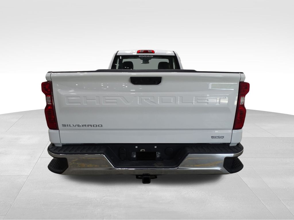 2024 Chevrolet Silverado 1500 photo 4