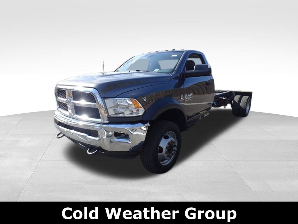 2016 Ram 5500 Tradesman photo 3