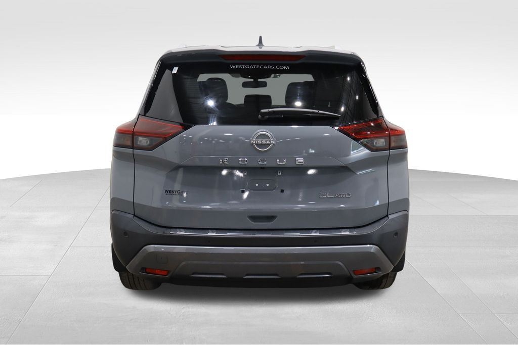 2022 Nissan Rogue SL photo 3