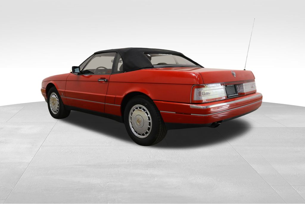 1990 Cadillac Allante photo 3