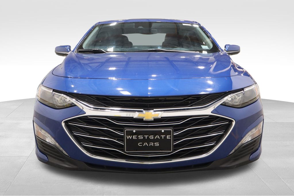 2023 Chevrolet Malibu 1LT photo 2