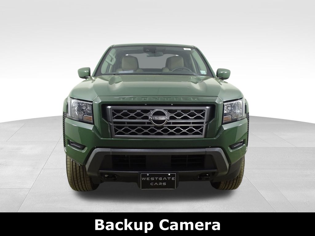 2023 Nissan Frontier SV photo 2