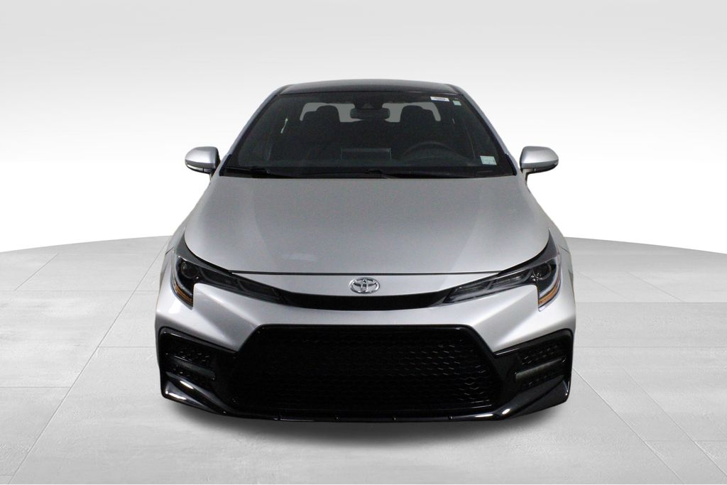 2020 Toyota Corolla SE photo 2