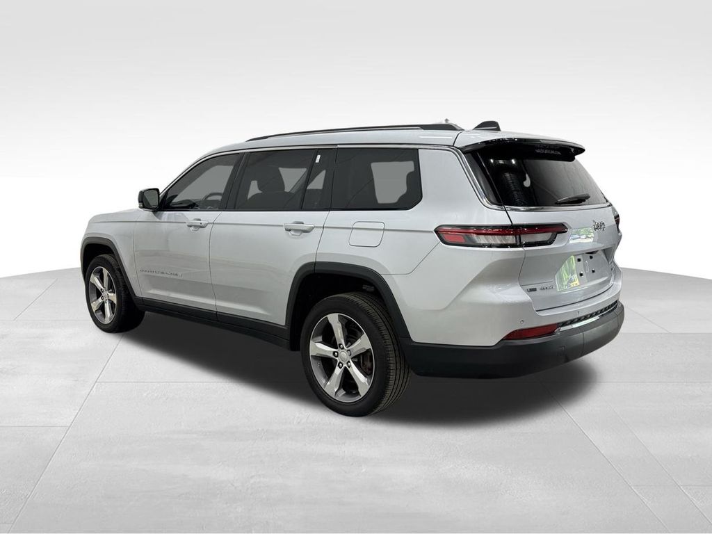 2022 Jeep Grand Cherokee Limited photo 4