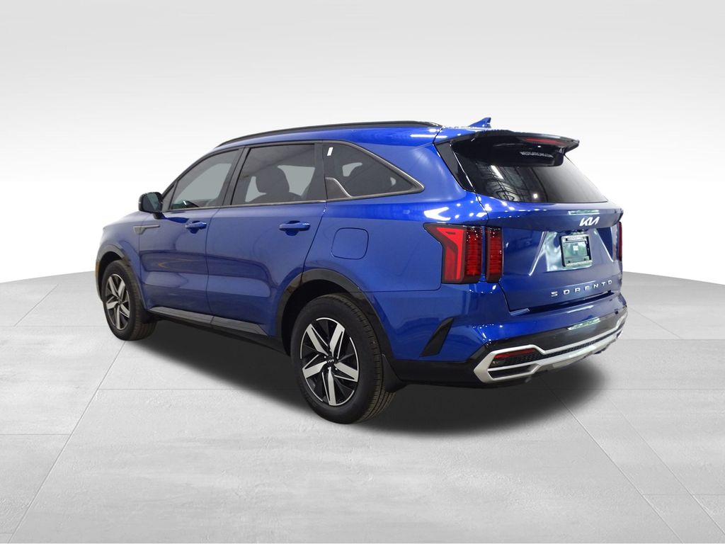2022 Kia Sorento EX photo 3
