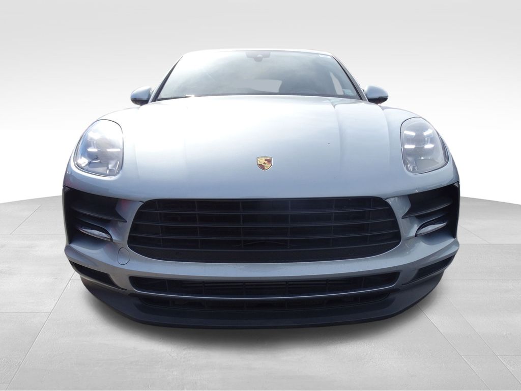 2019 Porsche Macan Base photo 2