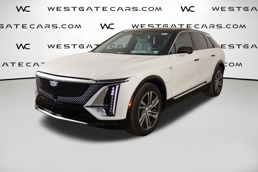 Used 2024 CADILLAC LYRIQ Luxury SUV