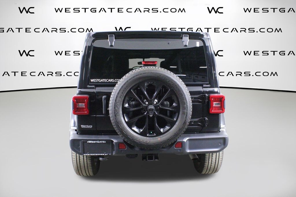 Used 2021 Jeep Wrangler Unlimited Sahara Altitude SUV