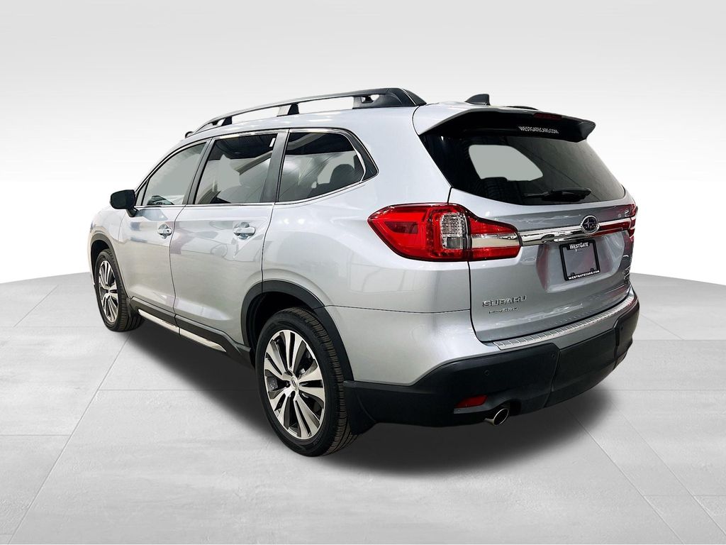 2022 Subaru Ascent Limited photo 2