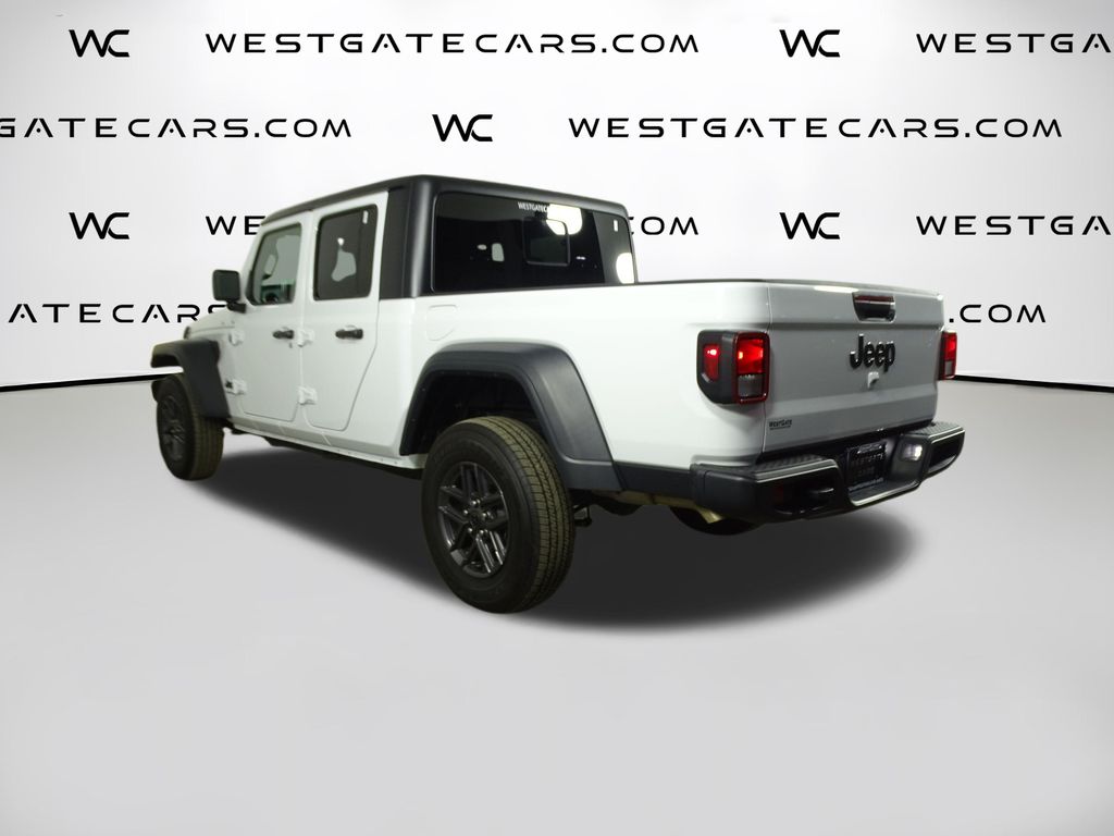 2025 Jeep Gladiator Sport S photo 3