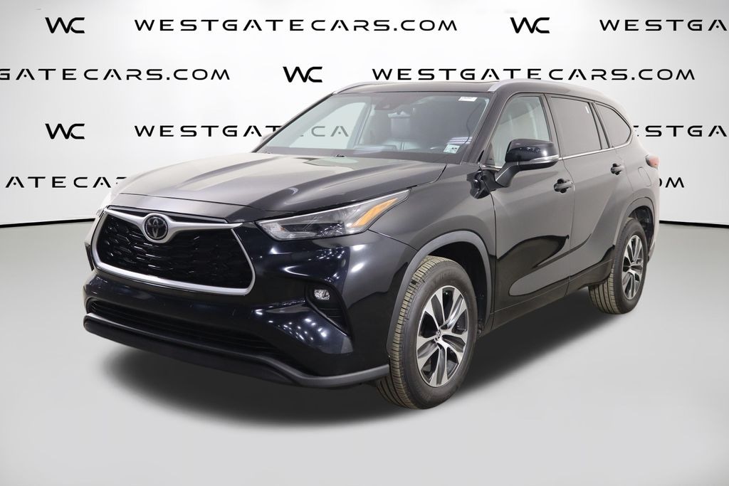 Used 2022 Toyota Highlander XLE SUV