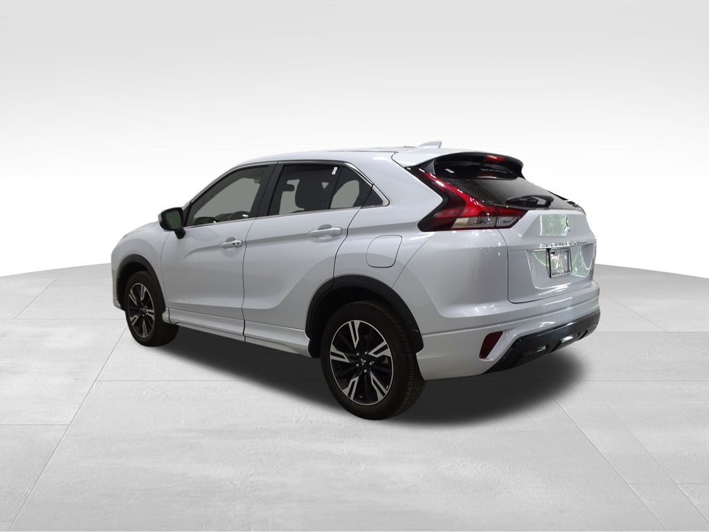 2024 Mitsubishi Eclipse Cross SEL photo 2