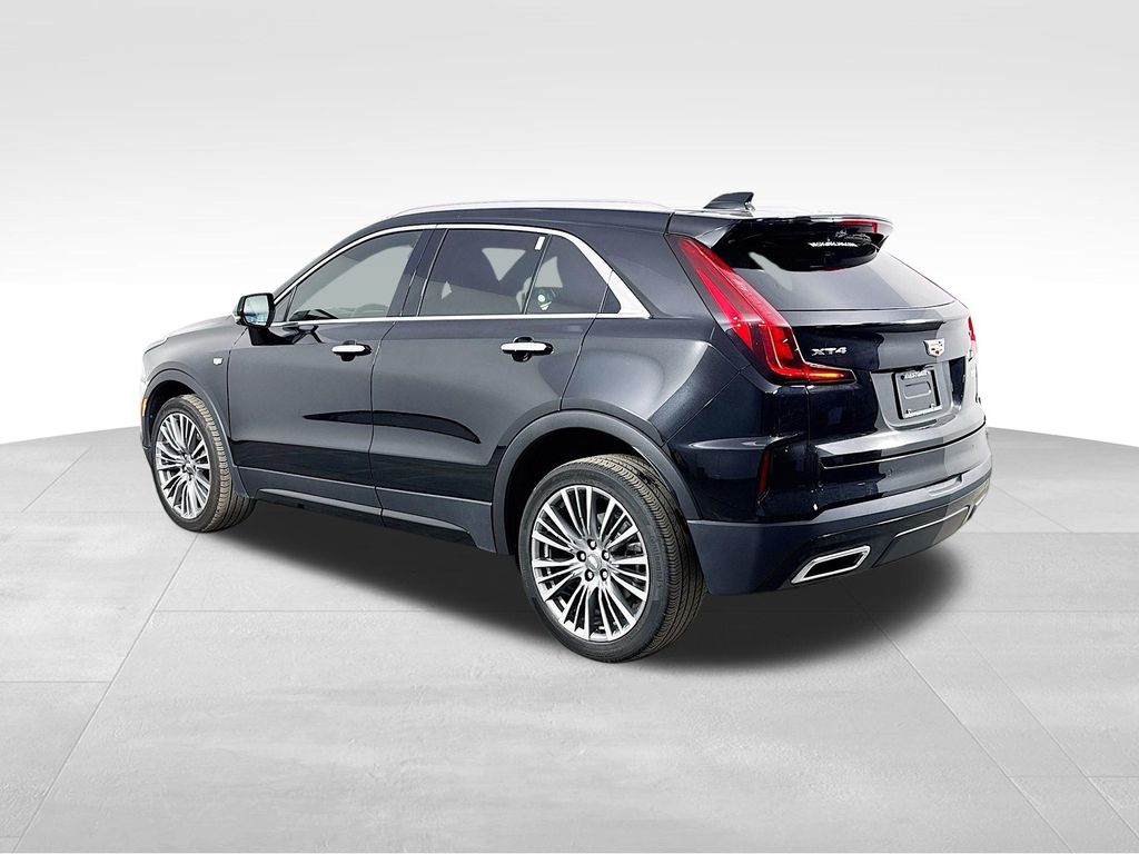 2024 Cadillac XT4 Premium Luxury photo 4