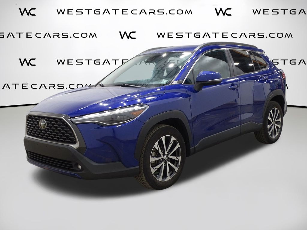 2022 Toyota Corolla Cross XLE