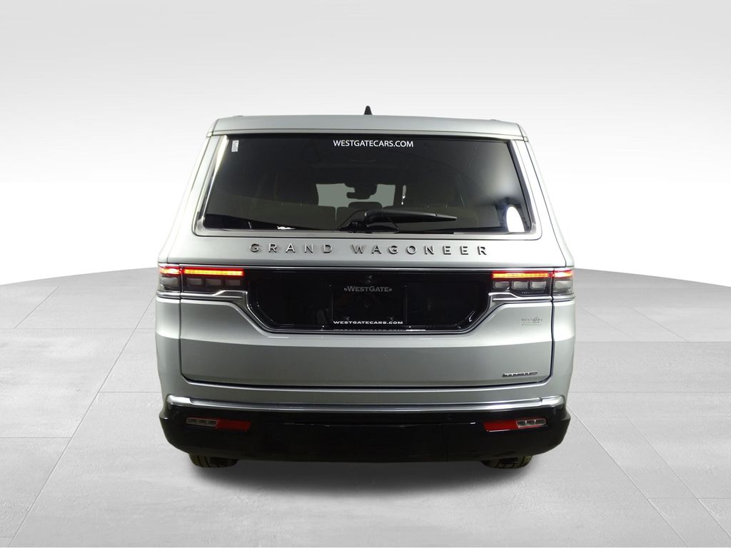 2024 Jeep Grand Wagoneer L III photo 4