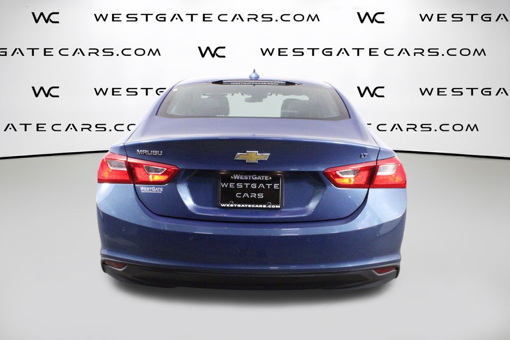 2024 Chevrolet Malibu 1LT photo 3