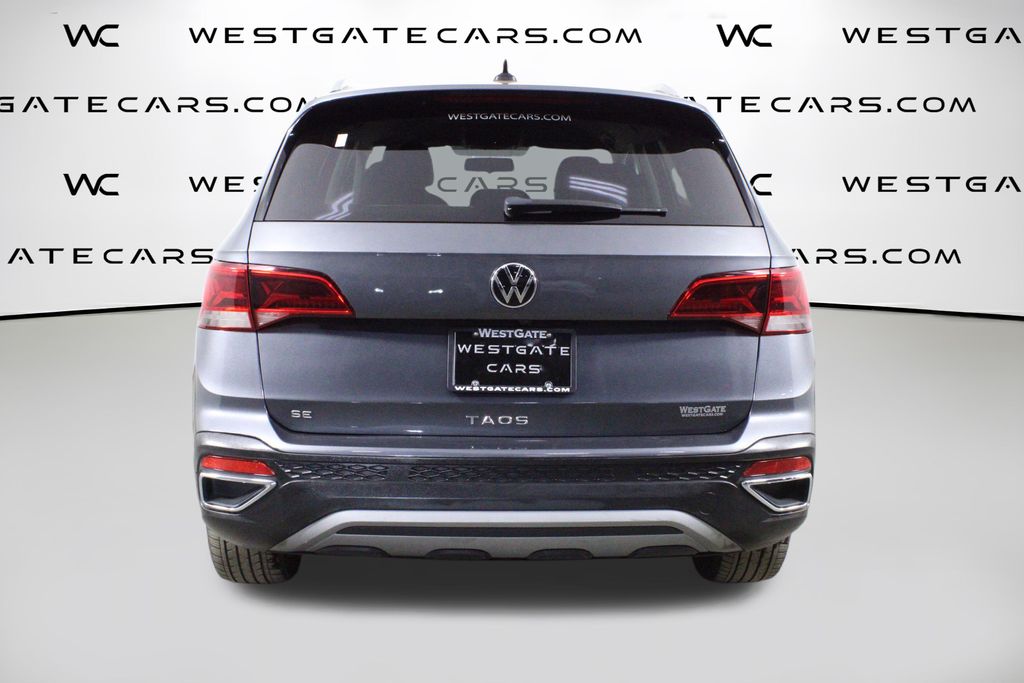 2022 Volkswagen Taos SE photo 4