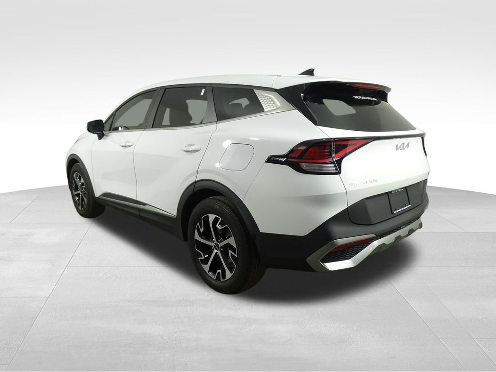 2023 Kia Sportage EX photo 3