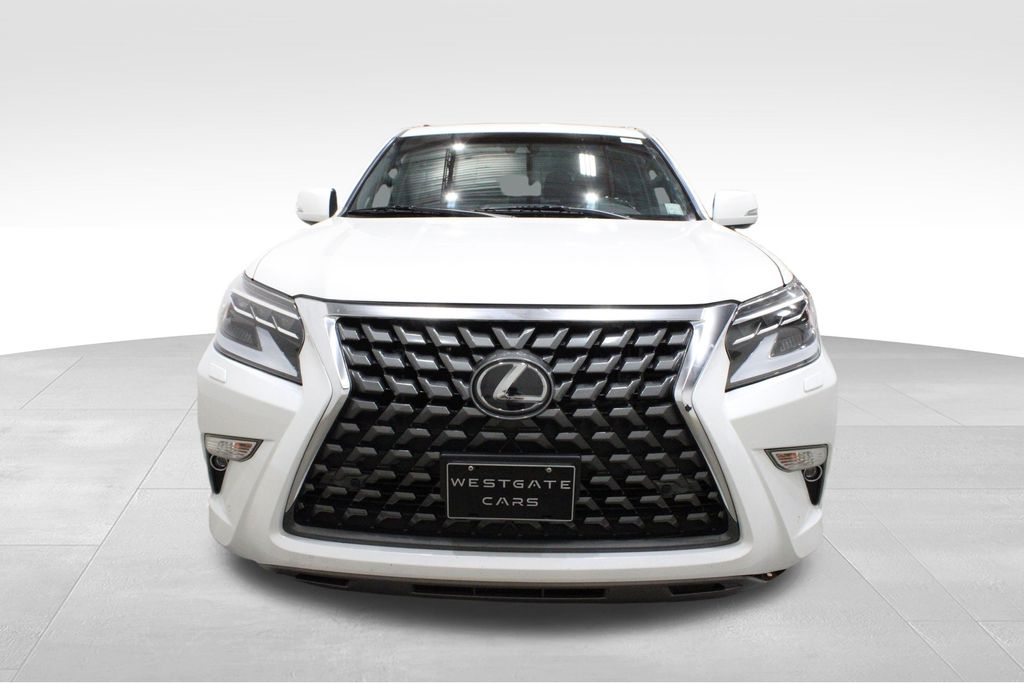 2021 Lexus GX 460 photo 2