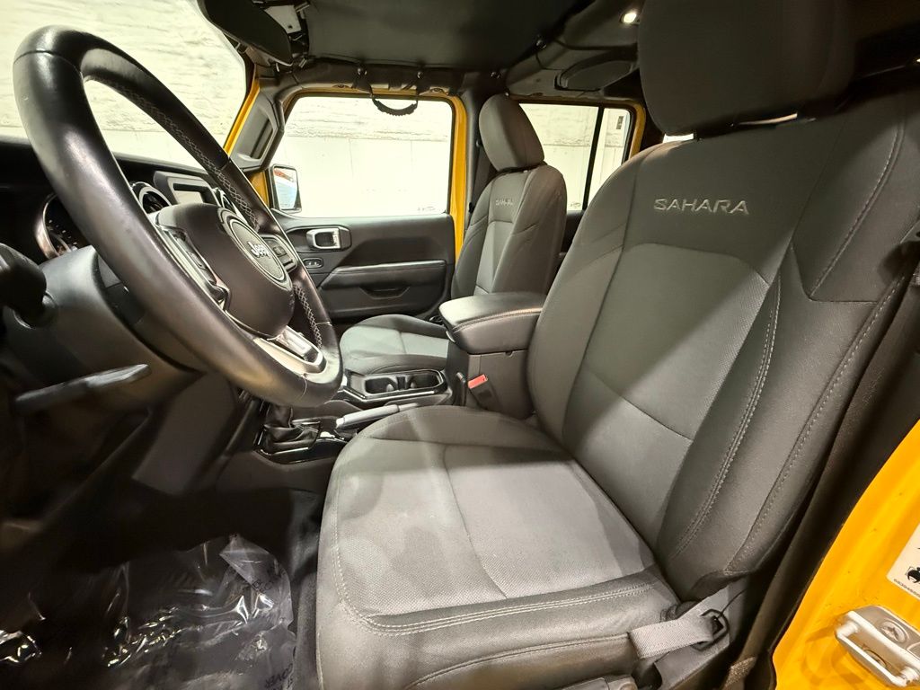 2019 Jeep Wrangler Unlimited Sahara photo 4