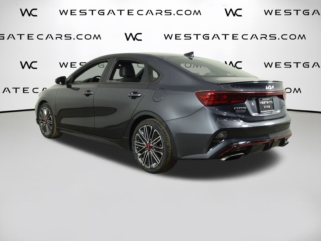 2023 Kia Forte GT photo 3