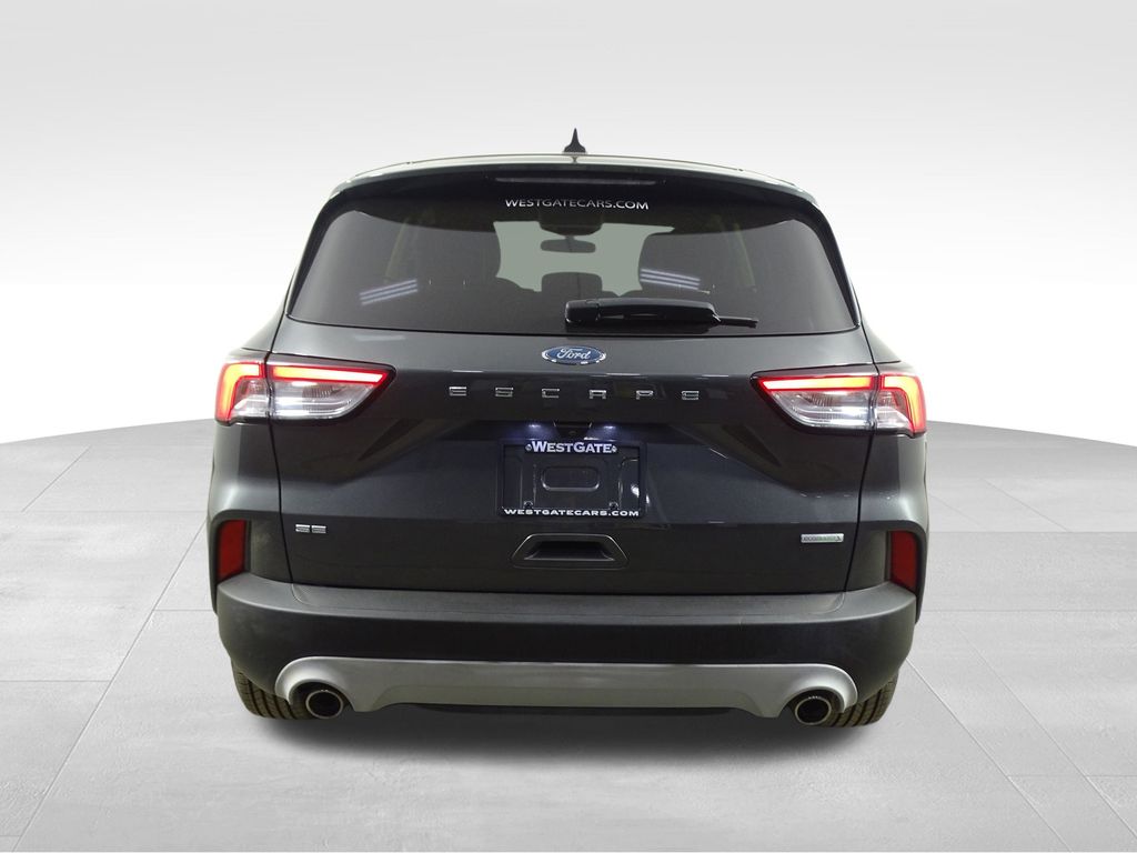 2020 Ford Escape SE photo 2