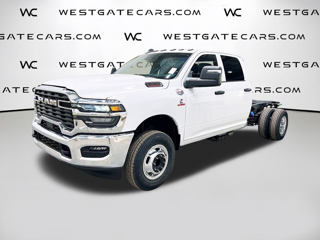 New 2026 Ram 3500 Chassis Cab 3500 TRADESMAN CREW CAB CHASSIS 4X4 60' CA Pickup