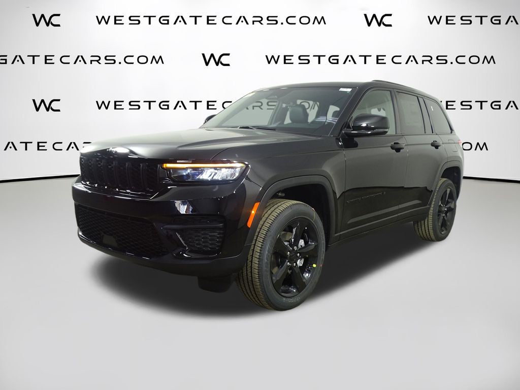 2025 Jeep Grand Cherokee Altitude's photo