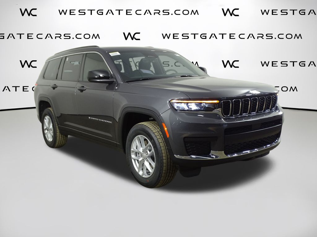 2025 Jeep Grand Cherokee L Laredo's photo