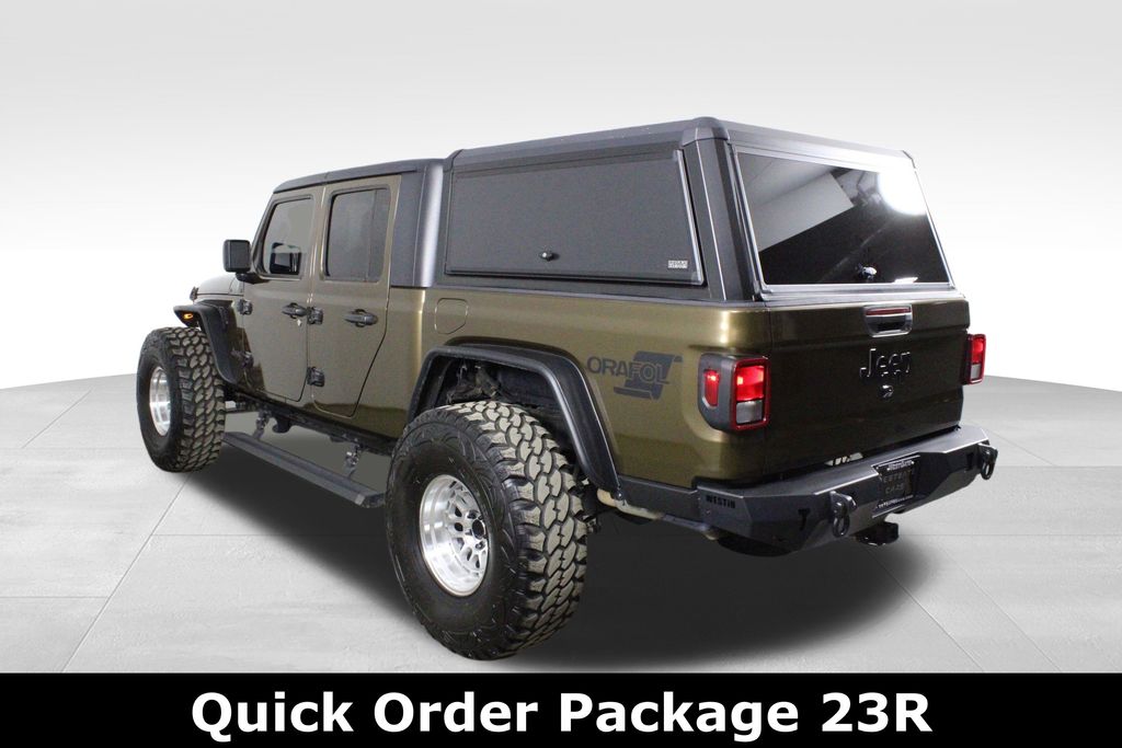 2021 Jeep Gladiator Rubicon photo 3