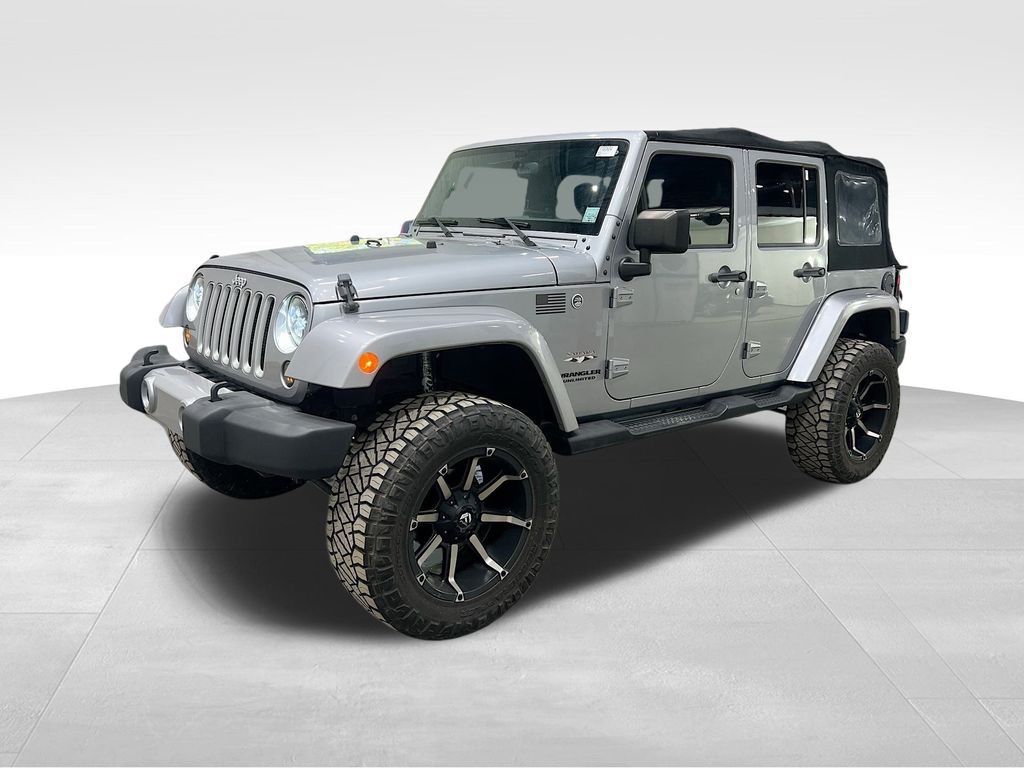 2016 Jeep Wrangler Unlimited Sahara photo 3
