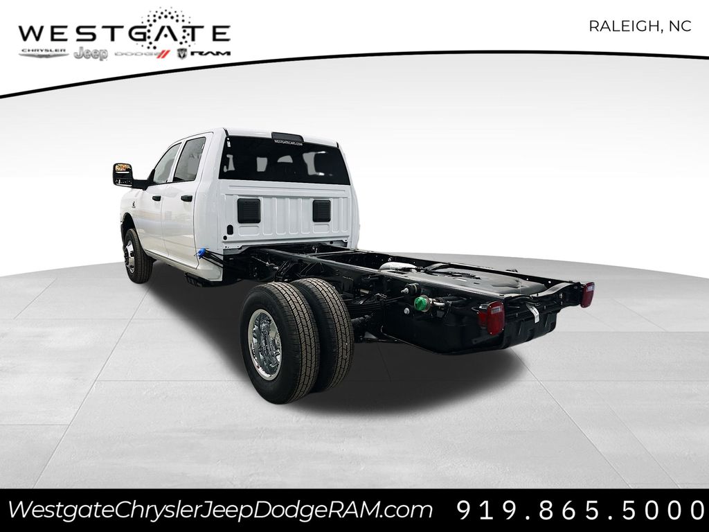 2026 Ram 3500 Tradesman photo 3