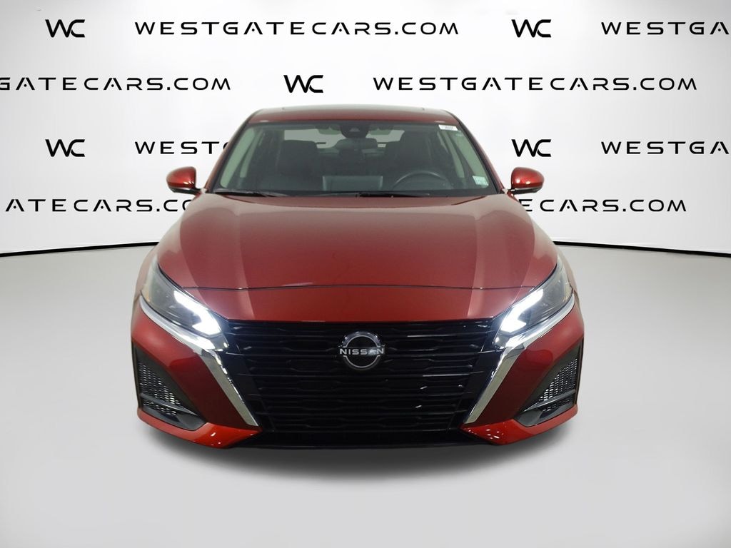 Used 2024 Nissan Altima 2.5 SL Sedan