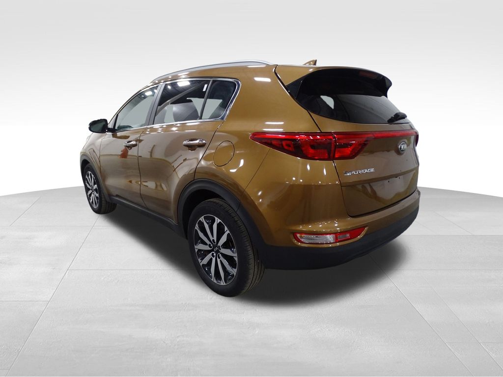 2019 Kia Sportage EX photo 3