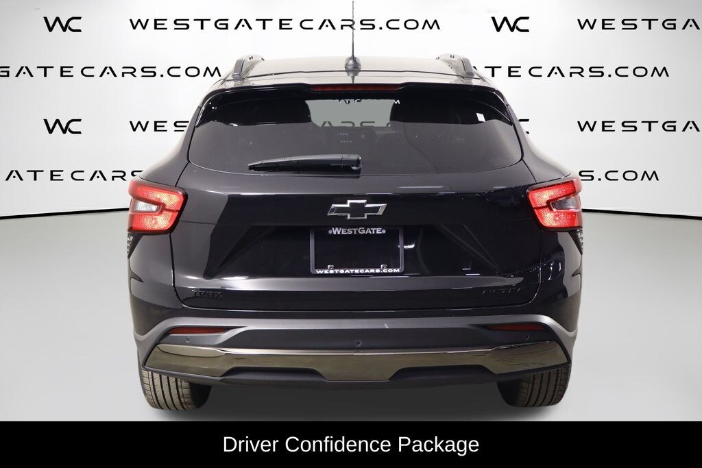 Used 2025 Chevrolet Trax Activ SUV