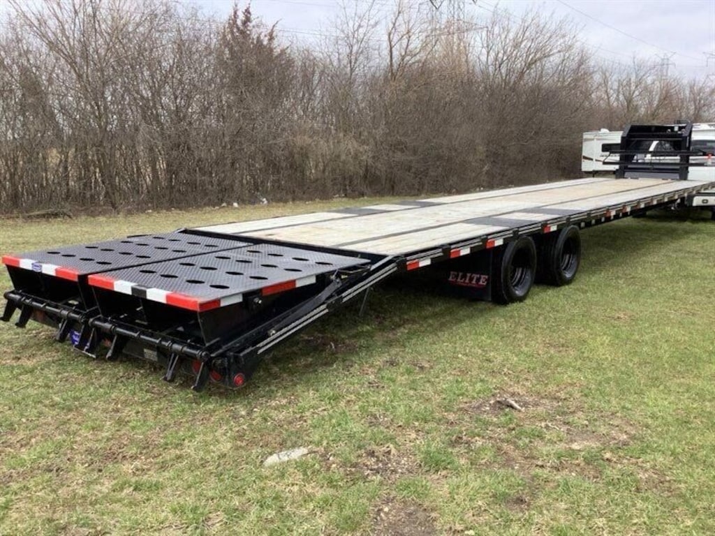 Used 2022 Elite Trailer 40 Feet Trailer