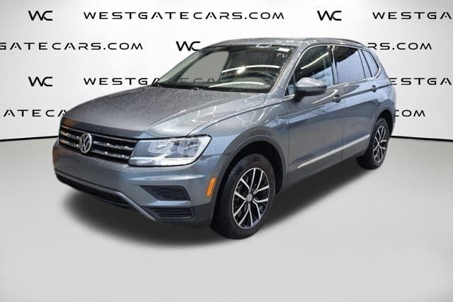 2021 Volkswagen Tiguan SE's photo